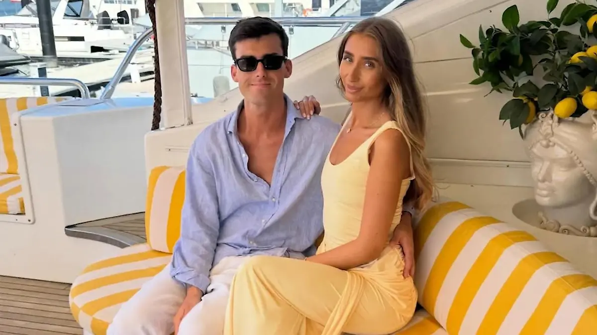 Trotz neuer Beziehung! Pornostar Lily Phillips hat weiter Sex mit anderen Männern Ihr Freund folgt IHREN Regeln