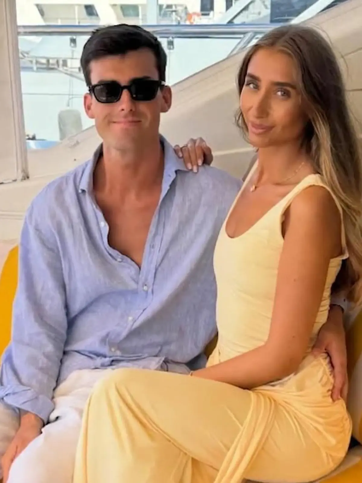 Bild zu: "Trotz neuer Beziehung! Pornostar Lily Phillips hat weiter Sex mit anderen Männern"