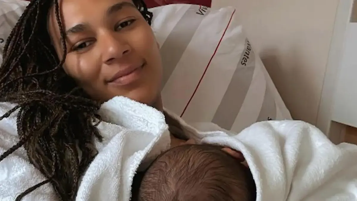 Baby endlich da! Ex-„Let's Dance"-Star teilt Mama-Glück Marie Mouroum zeigt süßen Nachwuchs