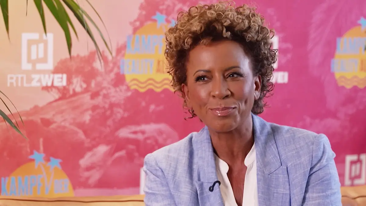 Diese Kandidatin hat Arabella Kiesbauers Herz erobert "Kampf der RealityAllstars"-Moderatorin