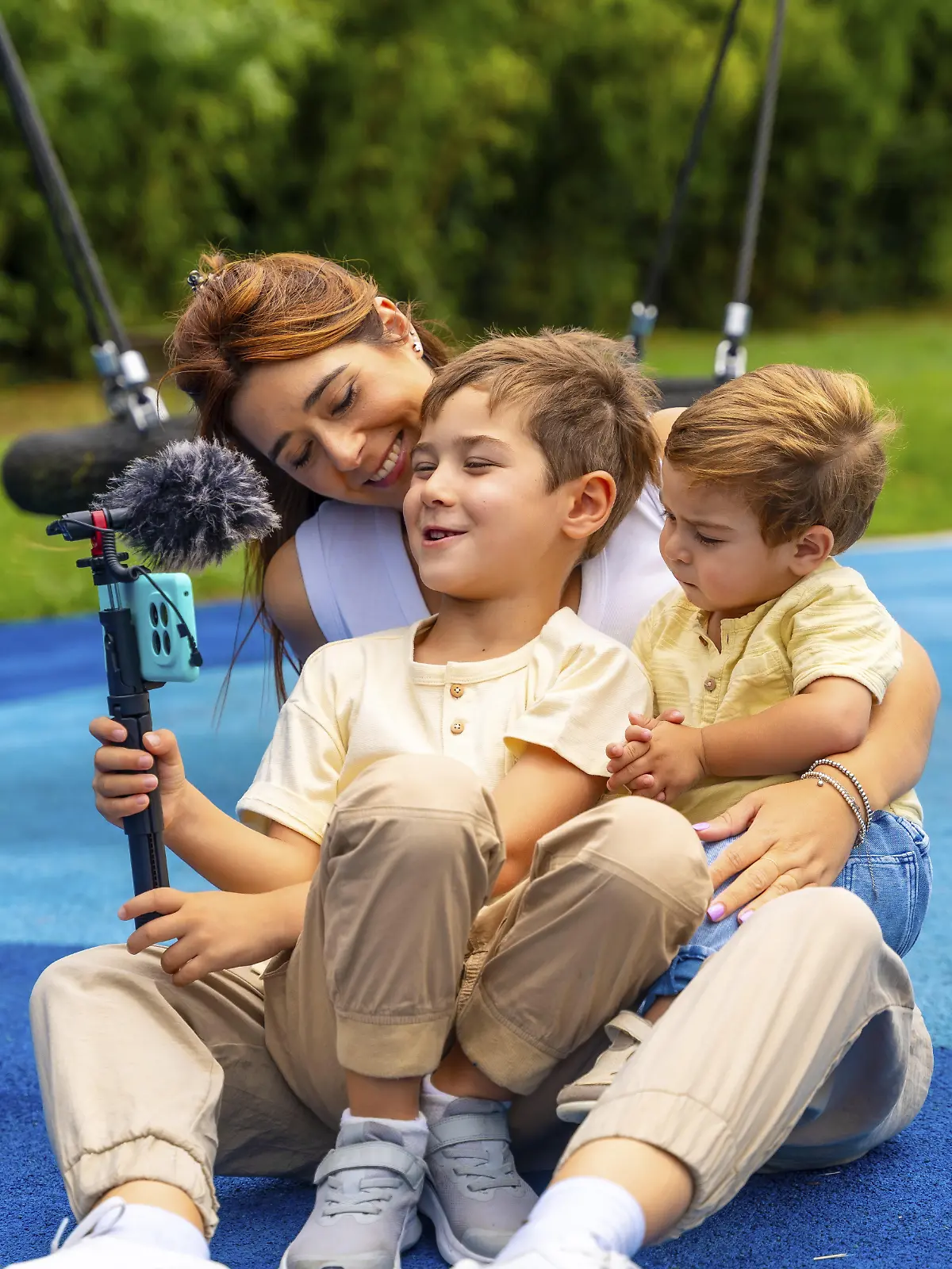Babys und Kleinkinder bringen auf Social Media besonders viele Likes. Doch Experten warnen vor massiven Risiken für Privatsphäre, Entwicklung und Kindeswohl. (Symbolbild)