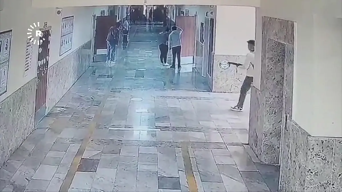 Schüler erschießt acht Schüler und einen Lehrer "Massaker in der Türkei"