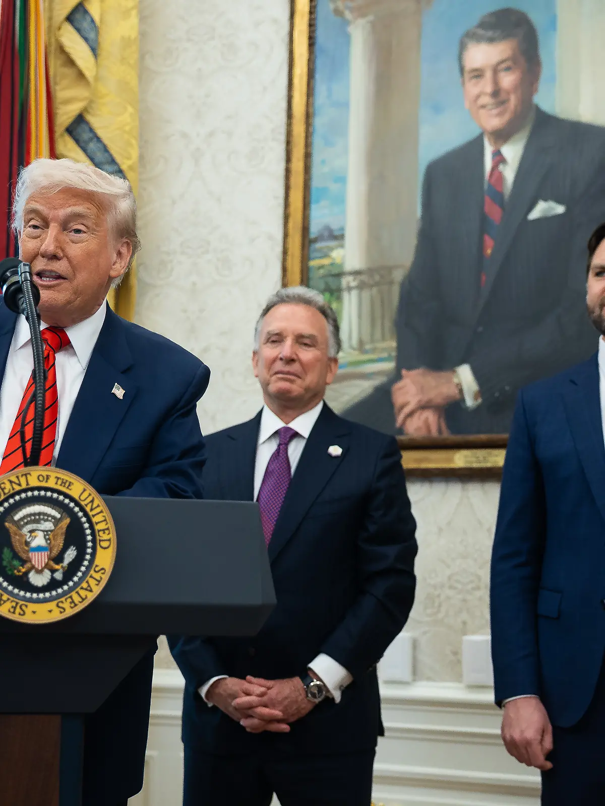 United States President Donald J Trump speaks while US Special Envoy to the Middle East Steven Witkoff and US Vice President JD Vance look in the Oval Office of the White House in Washington, DC, US, May 6, 2025. Credit: Francis Chung / Pool via CNP/AdMedia