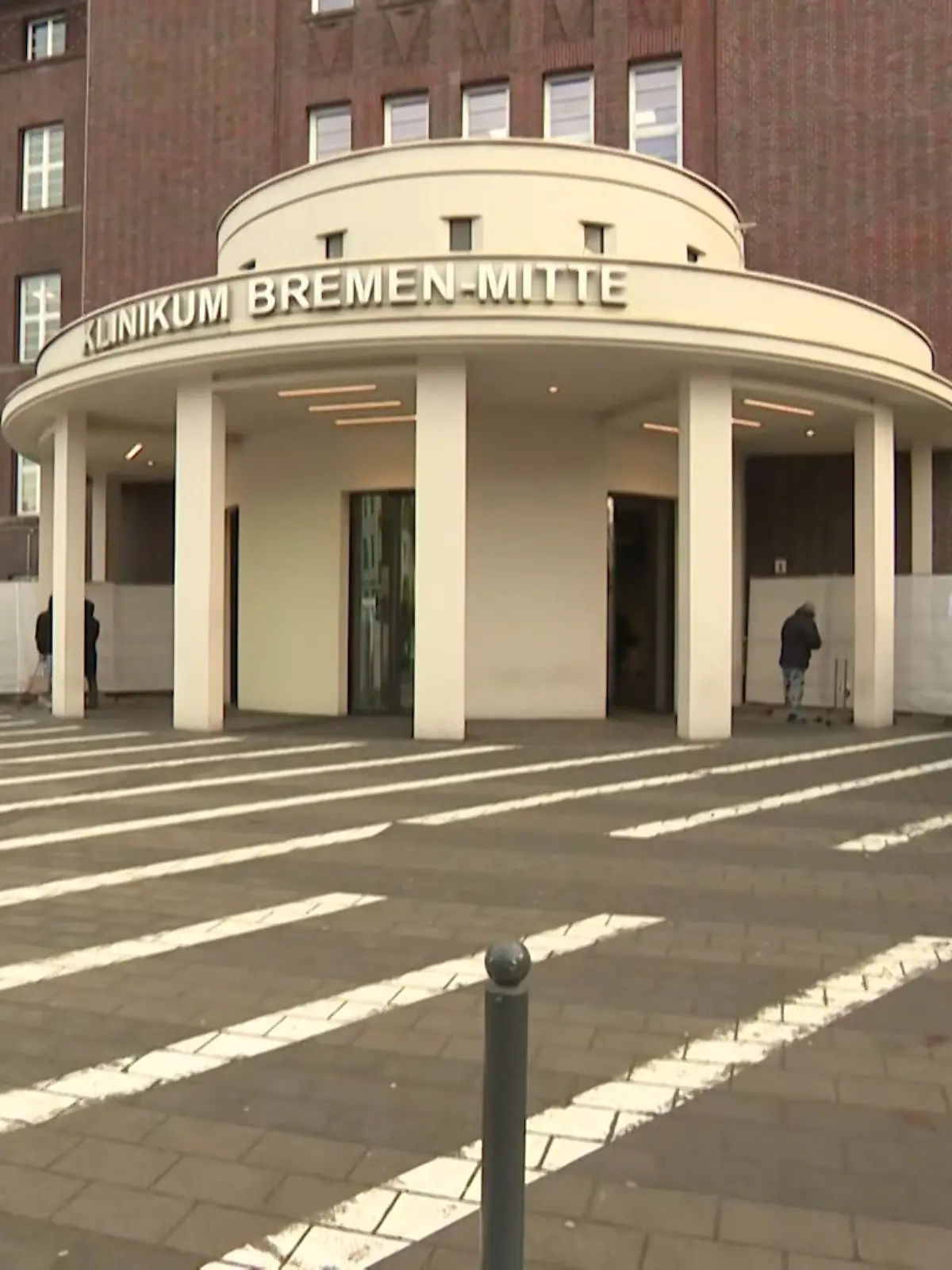 Bild zu: "Frühchen stirbt durch Erreger in Krankenhaus "