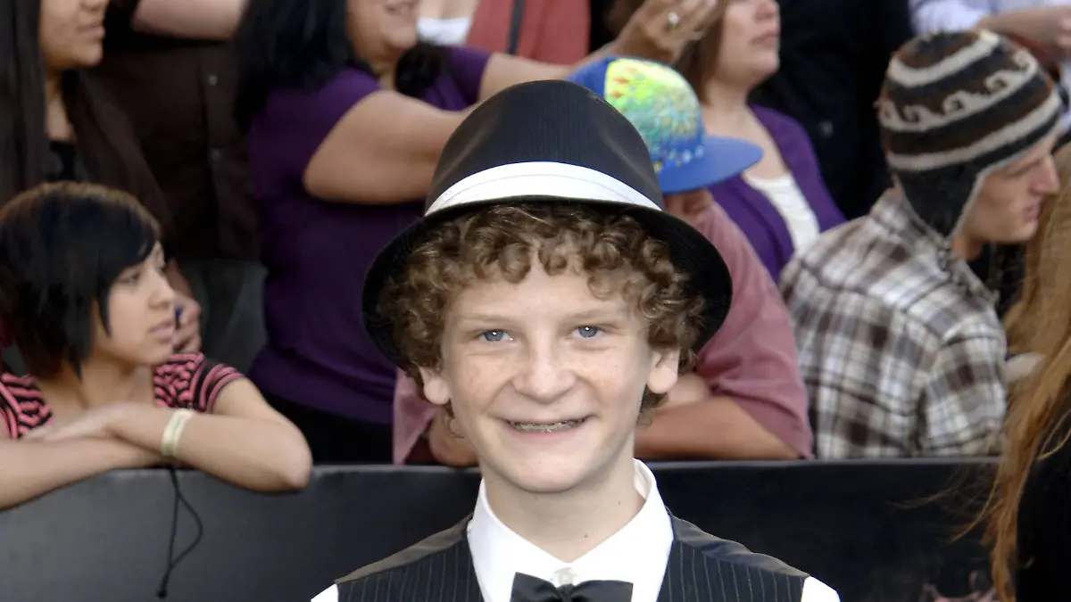 Bildnummer: 57380947 Datum: 12.03.2012 Copyright: imago/PicturePerfect
Ethan Jamieson THE HUNGER GAMES FILM PREMIERE Los Angeles PUBLICATIONxNOTxINxUSAxUK Entertainment People Film Filmpremiere Porträt x0x xub 2012 hoch premiumd
57380947 Date 12 03 2012 Copyright Imago Picture Perfect Ethane Jamieson The Hunger Games Film Premiere Los Angeles PUBLICATIONxNOTxINxUSAxUK Entertainment Celebrities Film Film premiere Portrait x0x 2012 vertical premiumd