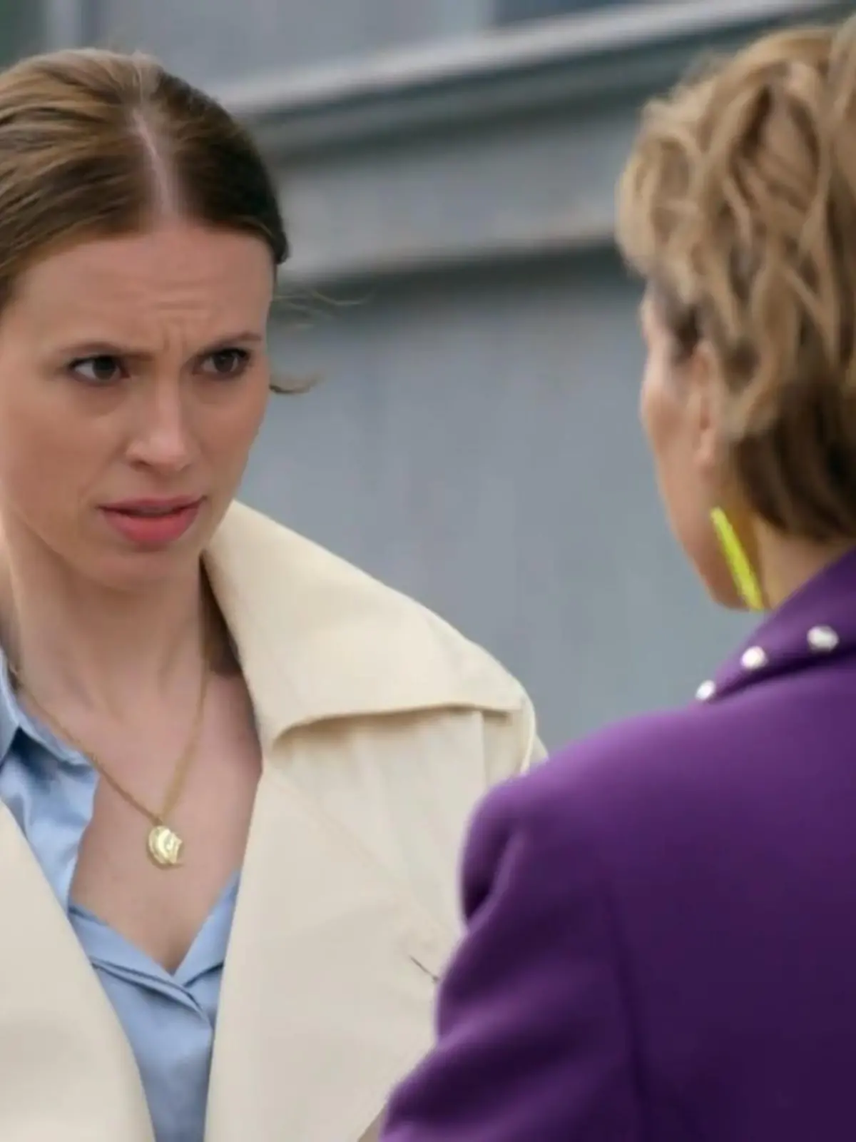 Bild zu: "HIER hatte sie überall ihre Finger im Spiel"