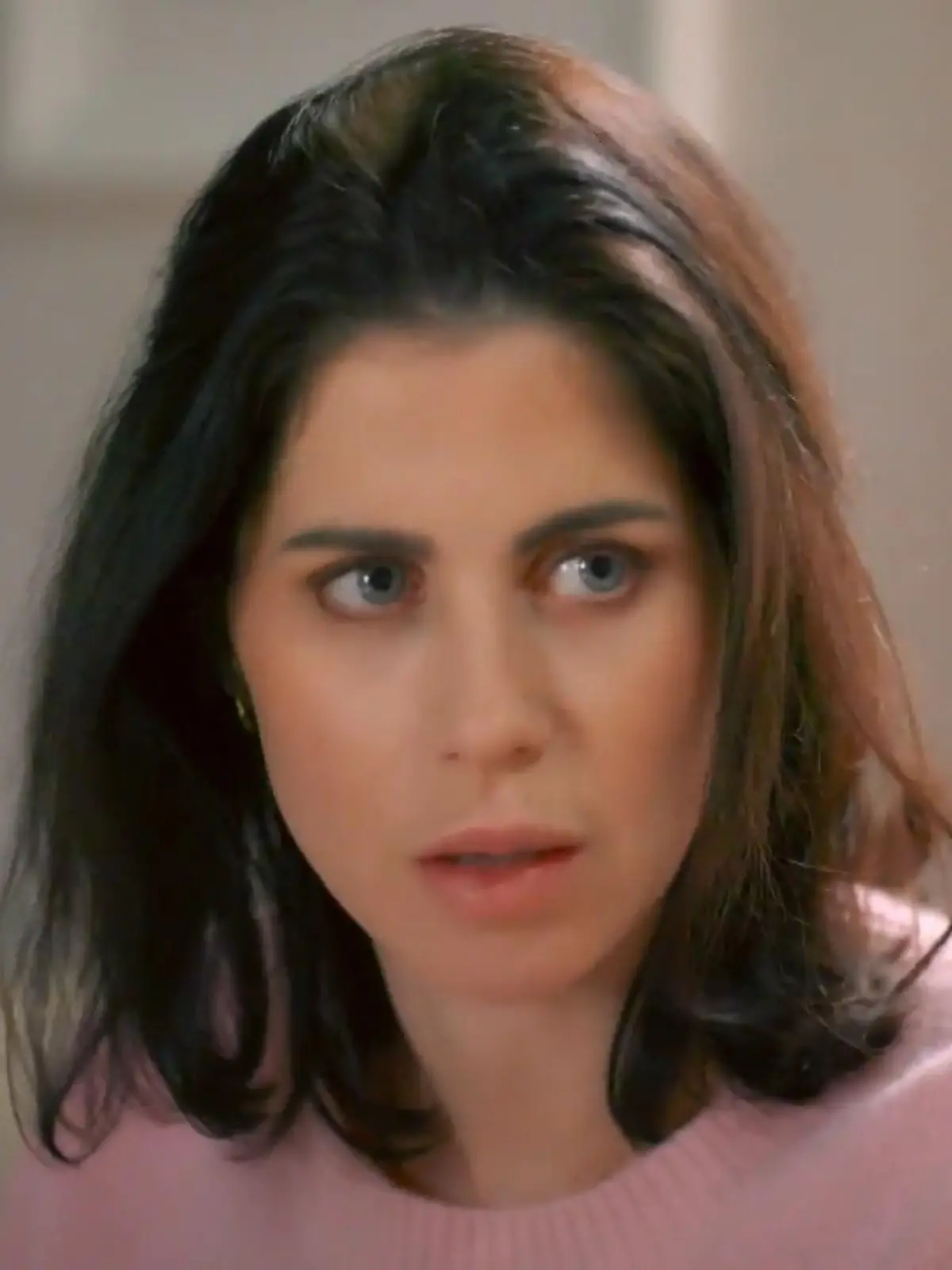 Bild zu: "Sina erzählt Bambi von ihrem Traum"