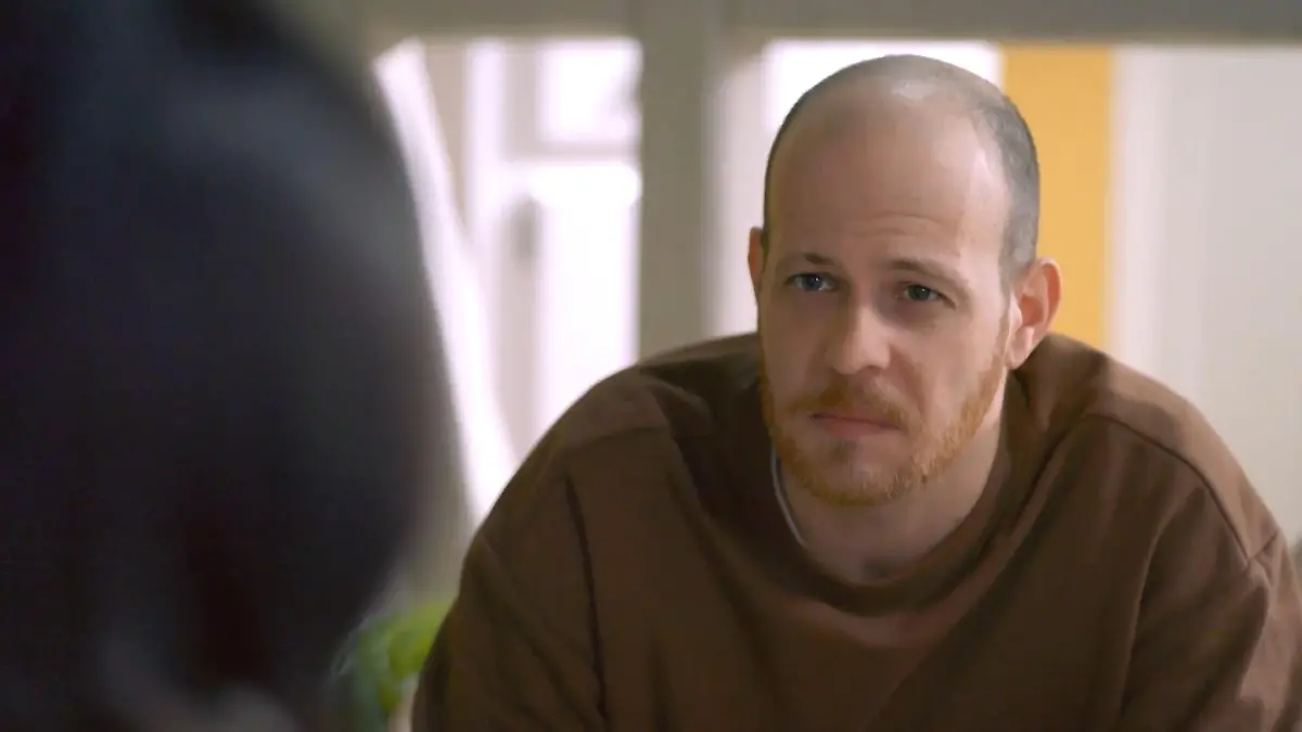 Tobias erklärt Sina, wie schlecht er sich wegen Vivien fühlt „Unter uns“-Folge vom 28.04.26 auf RTL+