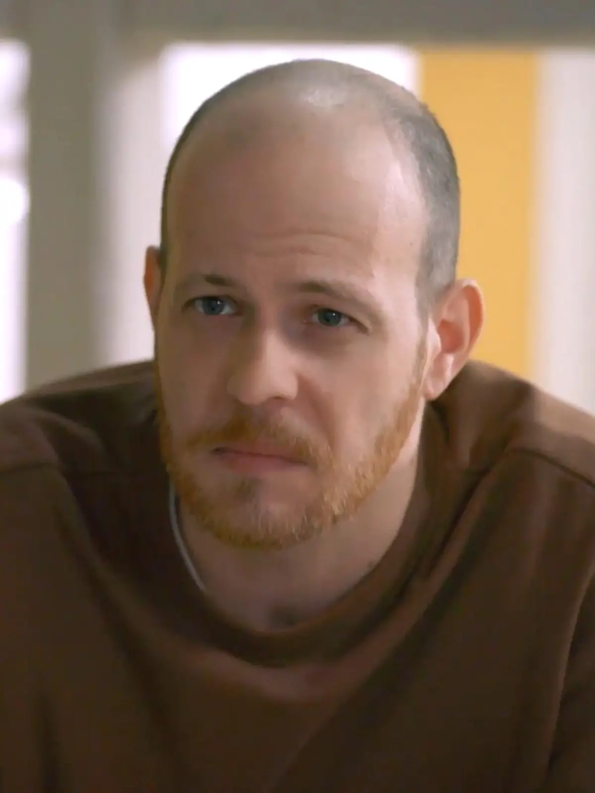 Unter uns: Tobias macht sich wegen Vivien Vorwürfe