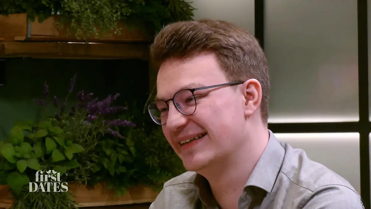 "Ich mag dein Lächeln mega": Jan ist geflasht Kommt das an?