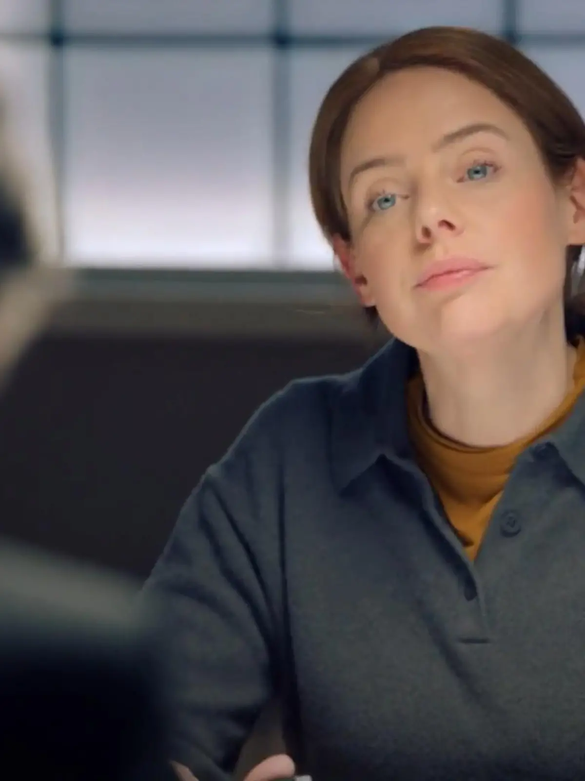 Bild zu: "Mordverdacht? Toni verhört Jo Gerner"