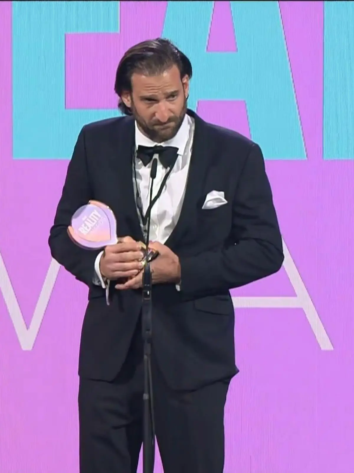 Bild zu: "Fake-Verleihung enthüllt neue Show: „Shit Show“ auf RTL+"