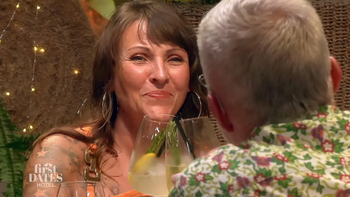 Christine schaut genau hin – und Stephans Lächeln punktet sofort Lachen trotz Zahnarztangst