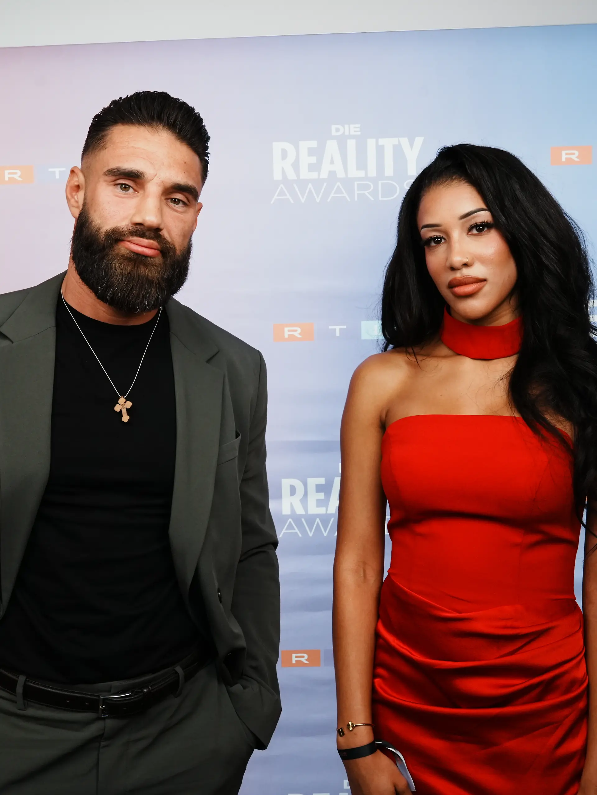 Aleks Petrovic und Vanessa Nwattu bei der Verleihung der Reality-Awards. 
