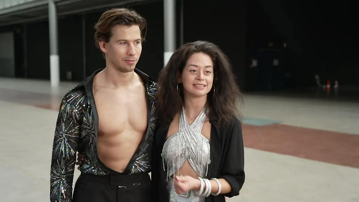 Was macht den Cha Cha Cha so herausfordernd? „Let’s Dance“-Profitänzerin Malika erklärt’s!