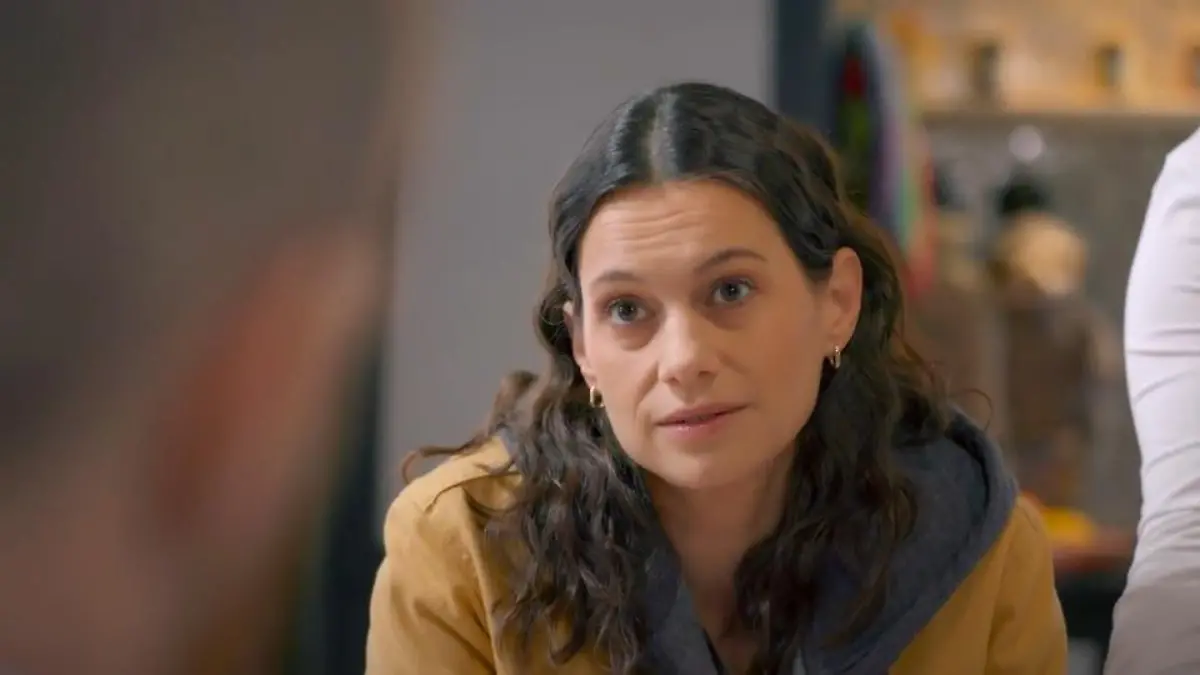 Die Pflegerin klärt Tobias über Viviens Schicksal auf „Unter uns“-Folge vom 22.04.26 auf RTL+