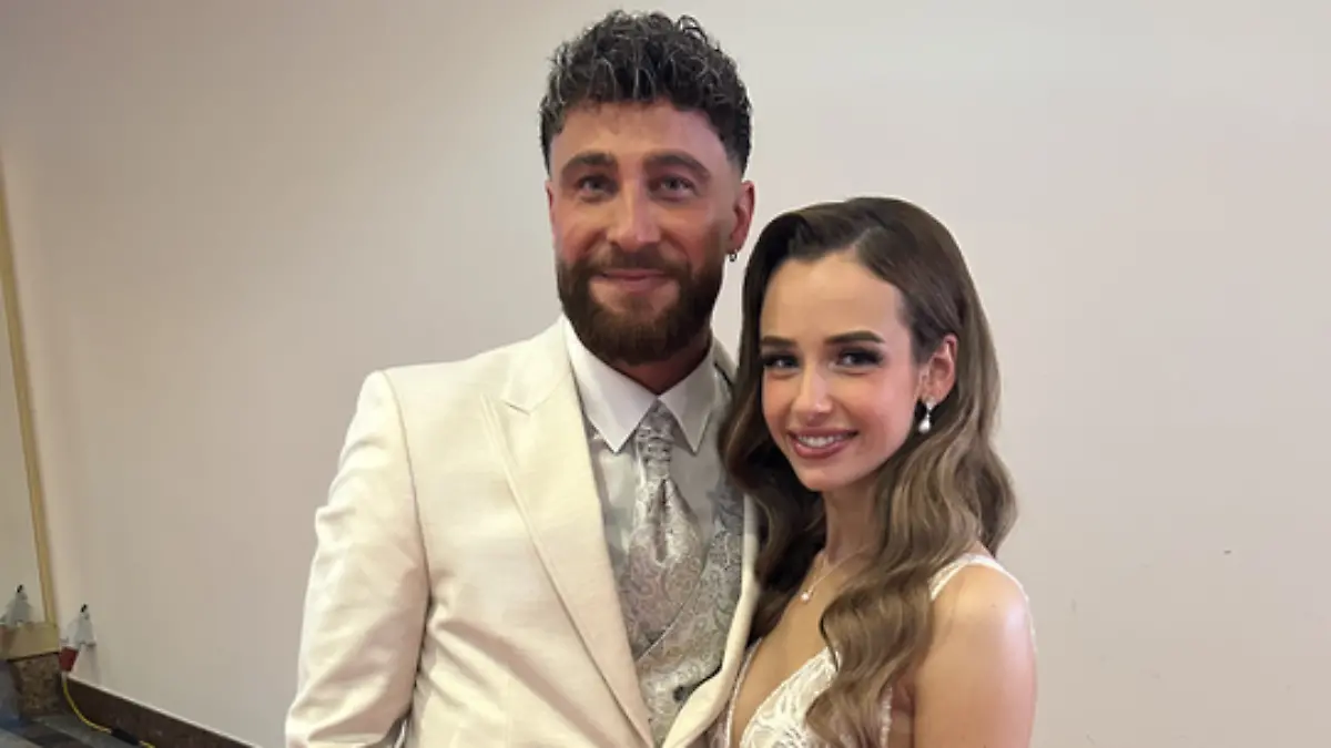 Bei den Reality Awards hat Umut Tekin (28) seine Beziehung zu Lena Goldstein öffentlich gemacht.