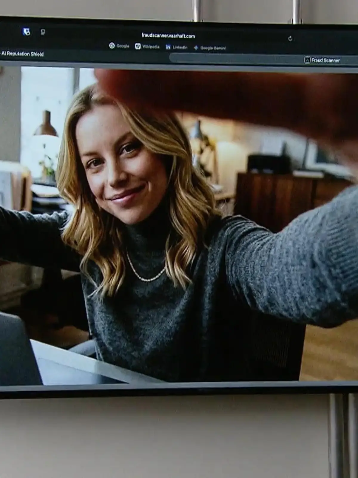 Bild zu: "Geplante Haftstrafe für Deepfakes"