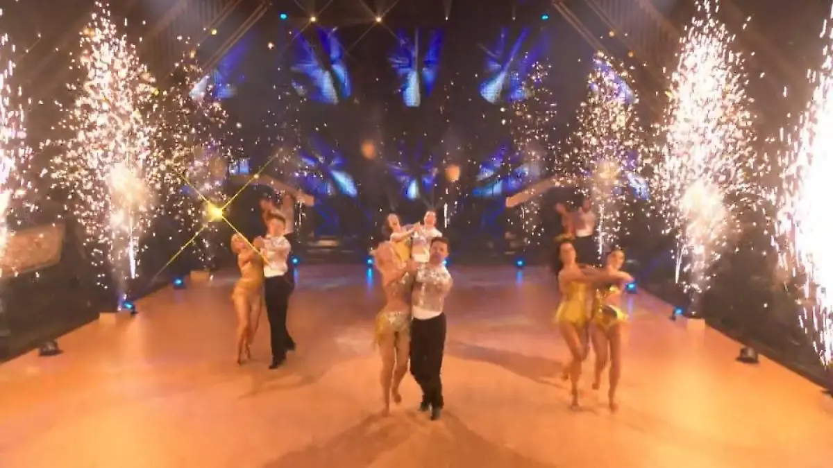 Die Profis eröffnen einen feierlichen King of Pop-Abend „Let's Dance – Das Michael Jackson Special”