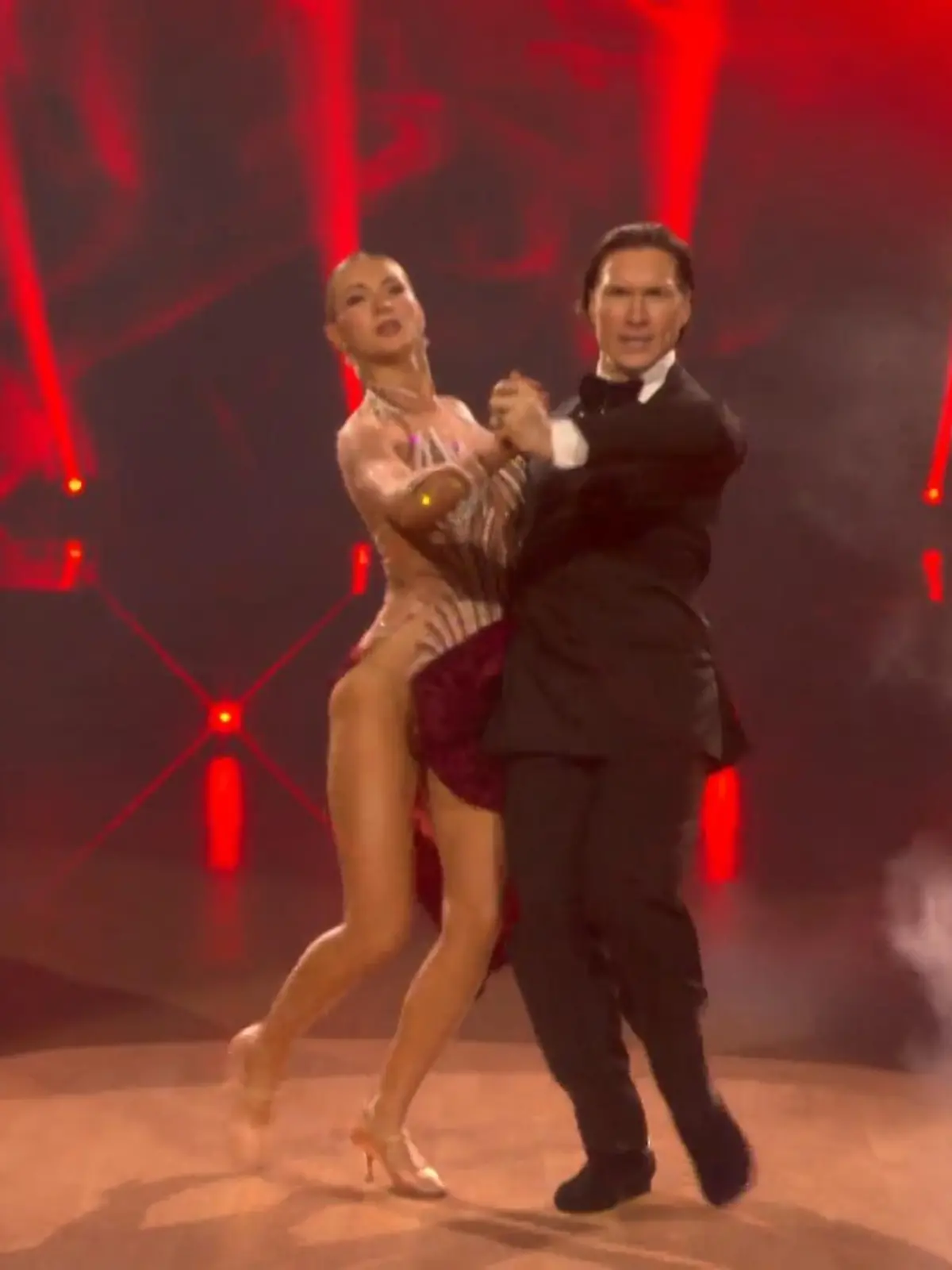 Bild zu: "Anna-Carina Woitschack entfacht den Vamp in sich"