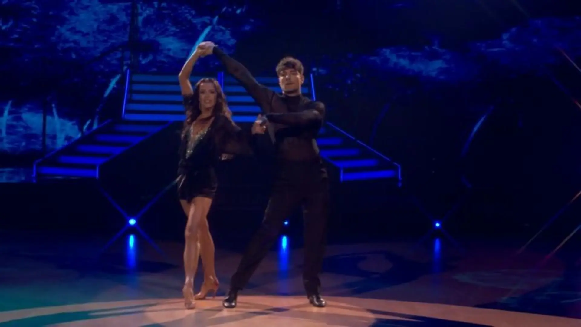 Bei dieser Rumba brennt das Tanzparkett Let’s Dance 2026: Heiß, heißer Willi!