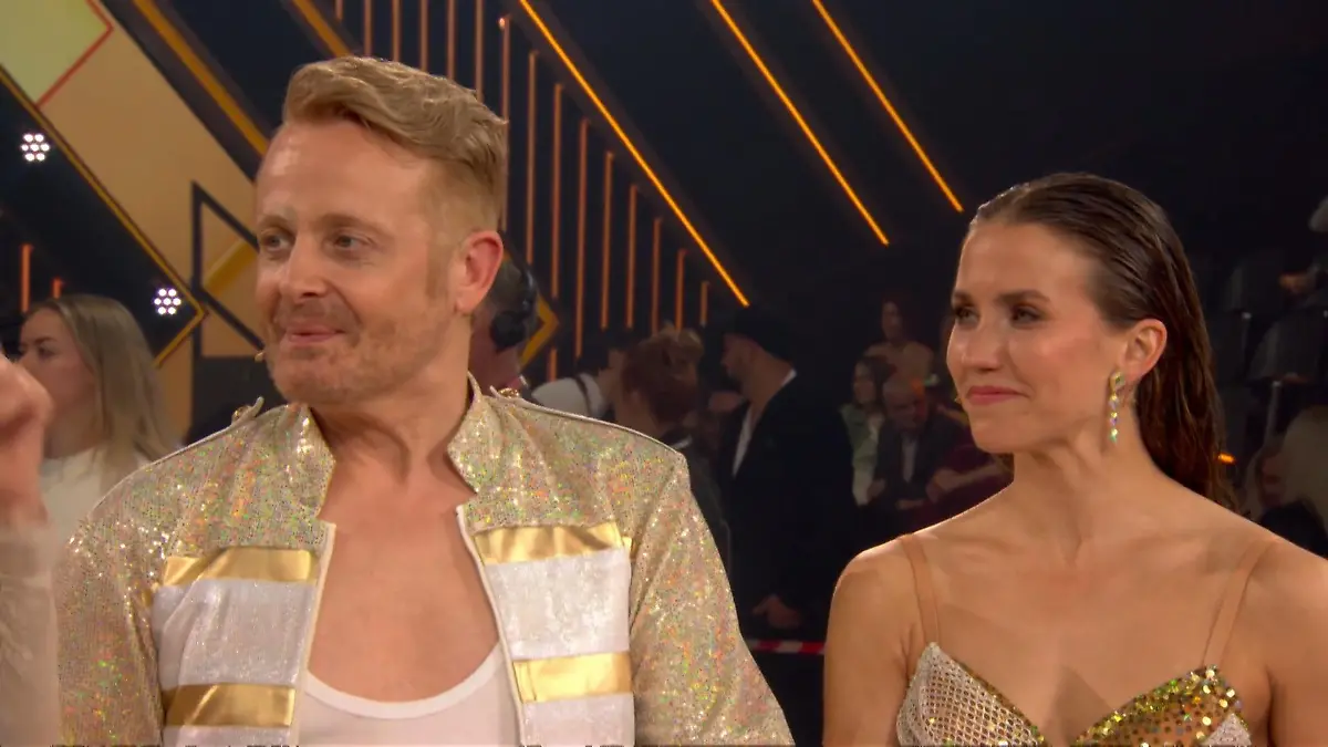 Wie geht es ihm nach der blutigen Verletzung? Ross Antonys „Let’s Dance“- Rumba ging ins Auge