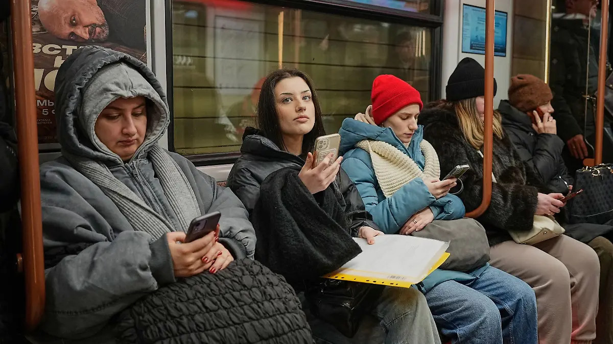 Viele Russen beklagen sich über die ständigen Abschaltungen des mobilen Internets. (Archivbild)
