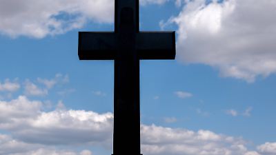 50 Babys tot auf Friedhof entdeckt: Schock-Fund in Trinidad – Ermittlungen