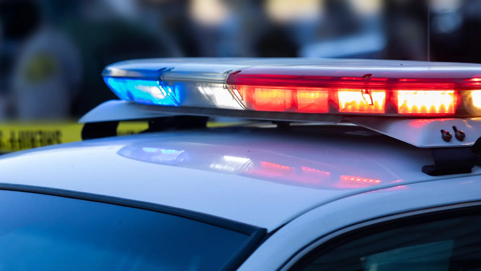 Blaulicht auf einem amerikanischen Polizeiauto