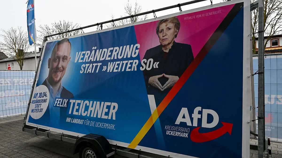 KI-Bild, Merkel-Raute, rosa Dreieck: Das Wahlplakat der AfD sorgt vor der Landratswahl in der Uckermark für Streit. 