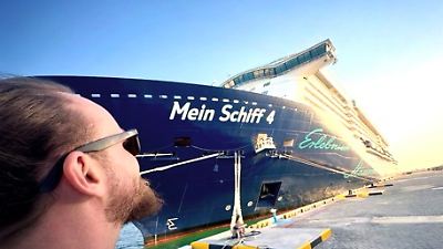 „Mein Schiff 4” entkommt dem Irankrieg. Kapitän Jan Fortun findet emotionale Worte