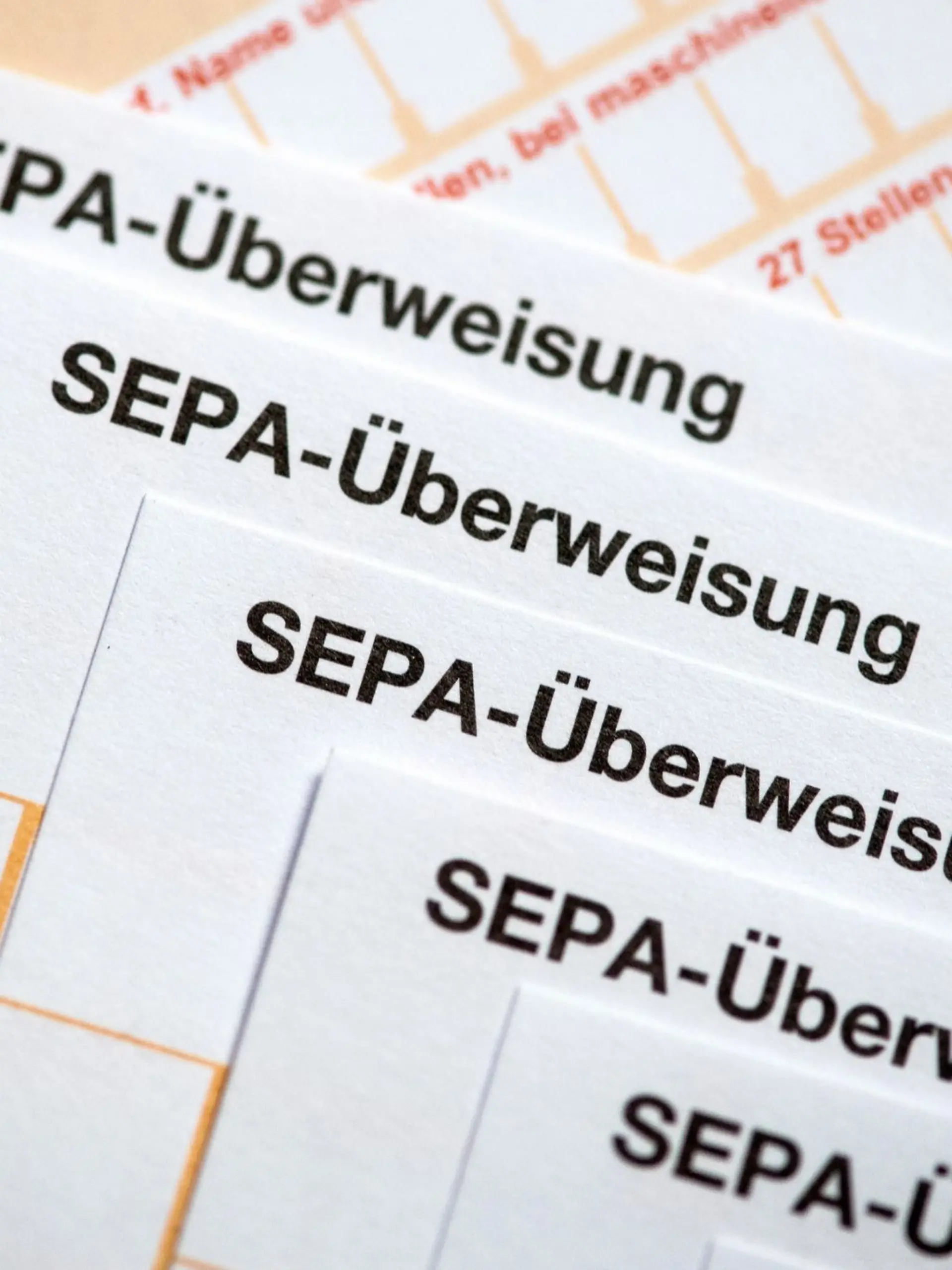 Passen Name und Iban zusammen? In einer Untersuchung hat die Stiftung Warentest festgestellt, dass einige Banken es mit der Pflicht zum Empfänger-Check nicht ganz so genau nehmen.