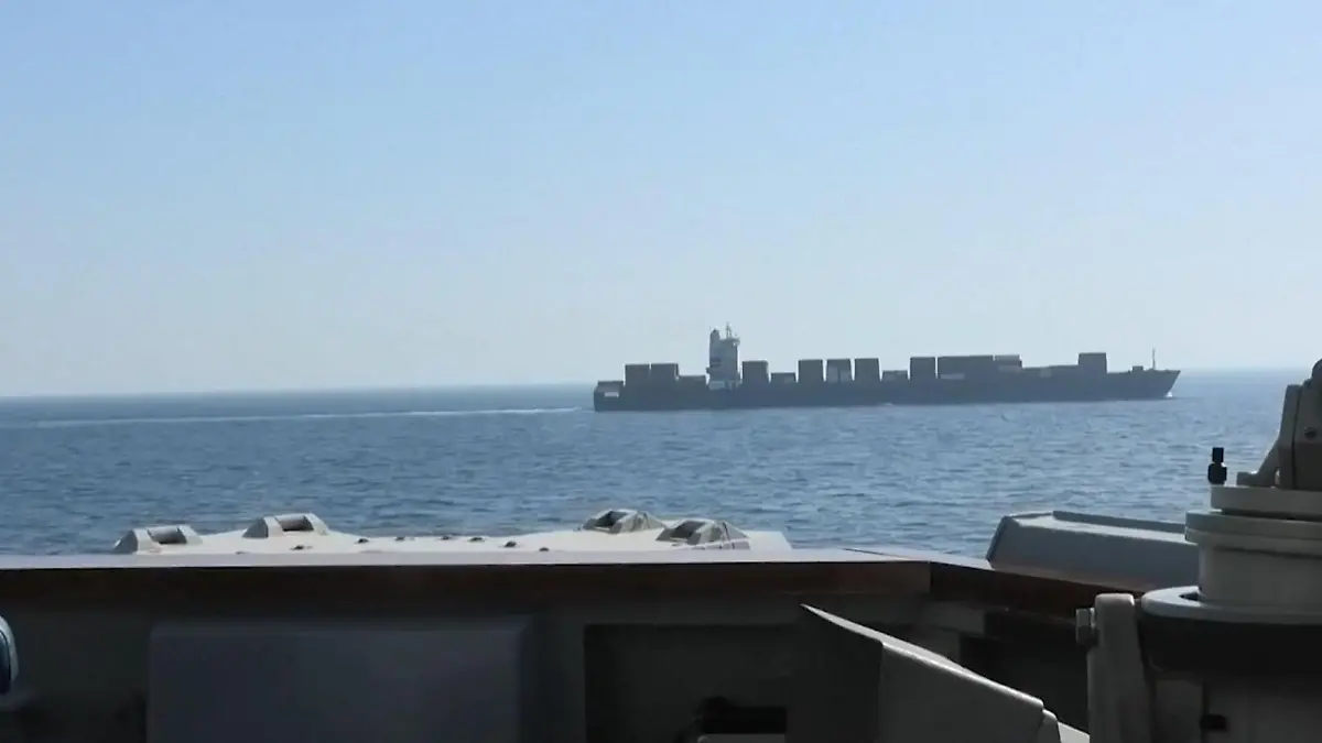 US-Marine greift Iran-Frachter an – und übernimmt Kontrolle Trump teilt harte Worte auf Social Media