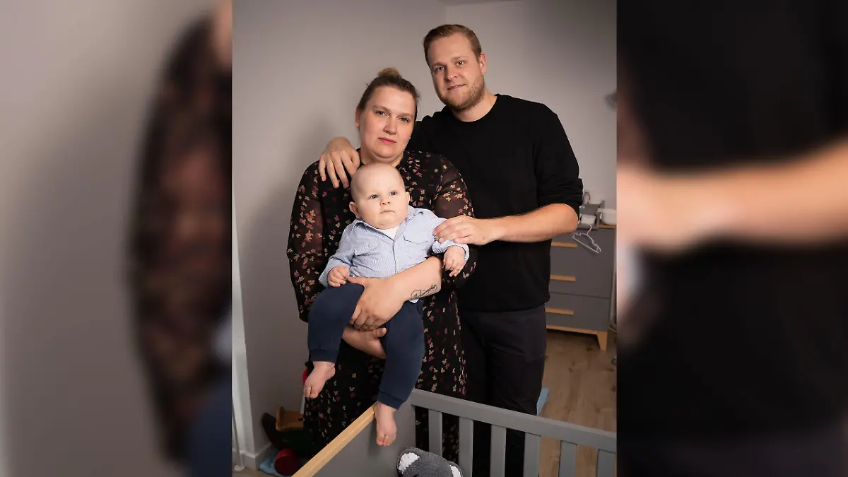 Die Borcherts sind eine kleine glückliche Familie - die Strapazen kurz nach der Geburt kann Mutter Jennifer aber nicht vergessen.