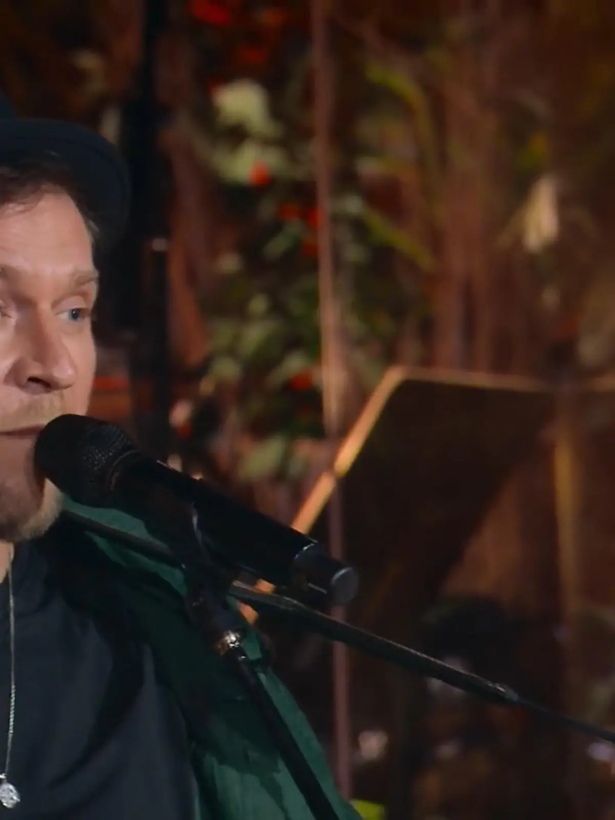 Bild zu: "Kann Johannes Oerding ausgerechnet mit „Langsam“ alte Wunden berühren?"