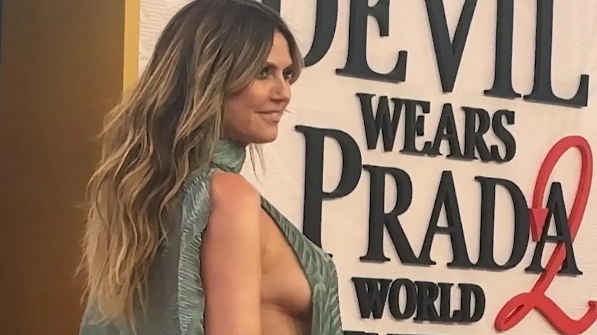 Sexy Busen-Blitzer! Heidi Klum schreitet über roten Teppich - ohne BH Bei "Der Teufel trägt Prada 2"-Weltpremiere