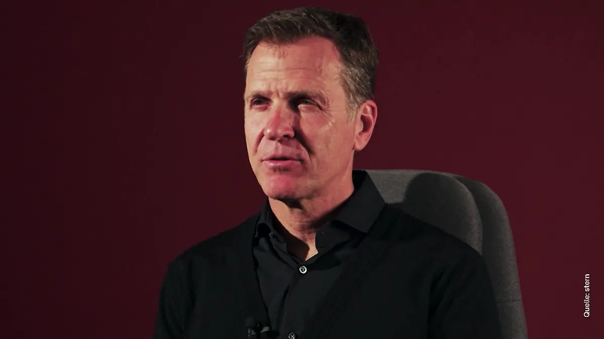 Ex-DFB-Star packt aus! So weit kommen wir bei der Weltmeisterschaft Oliver Bierhoff im Interview