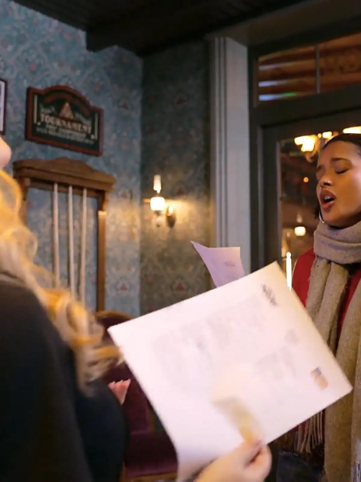 Bild zu: "Mit den Vocalcoaches werden die Emotionen freigelegt und aus den Kandidaten herausgekitzel"