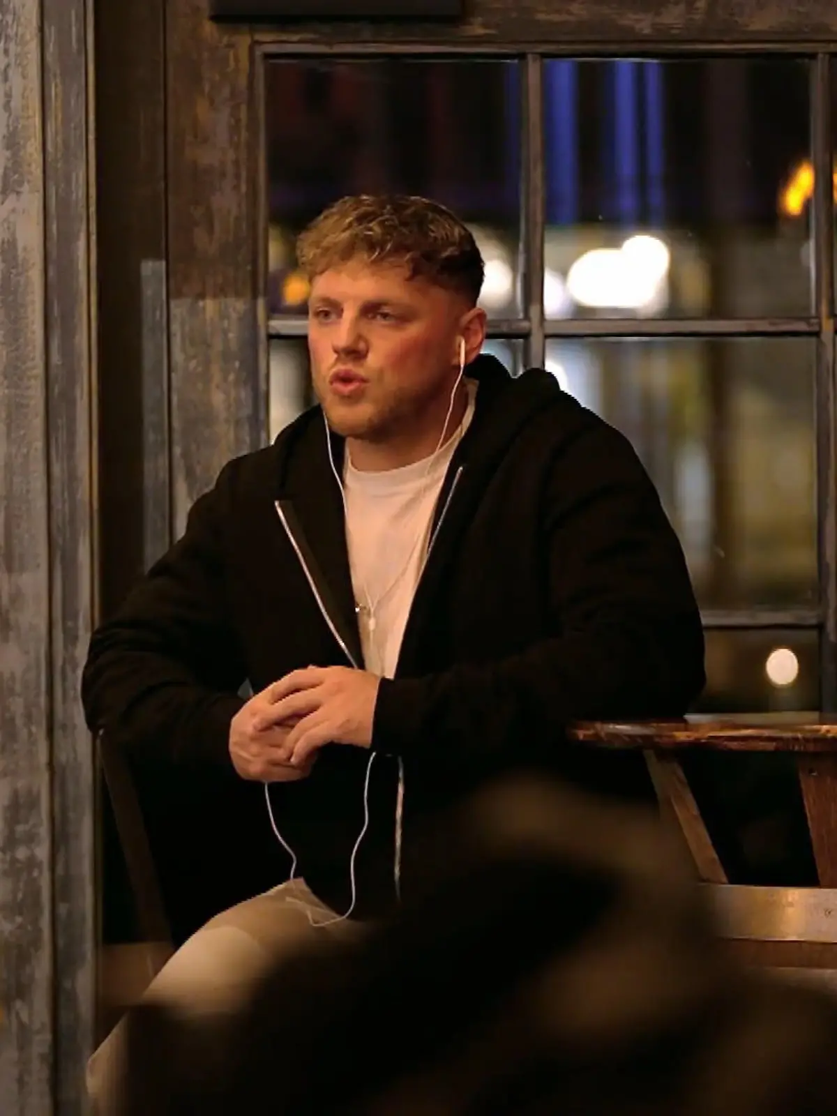 Bild zu: "Wie bereiten sich die Kandidaten am Abend vorher auf ihren großen Auftritt vor?"