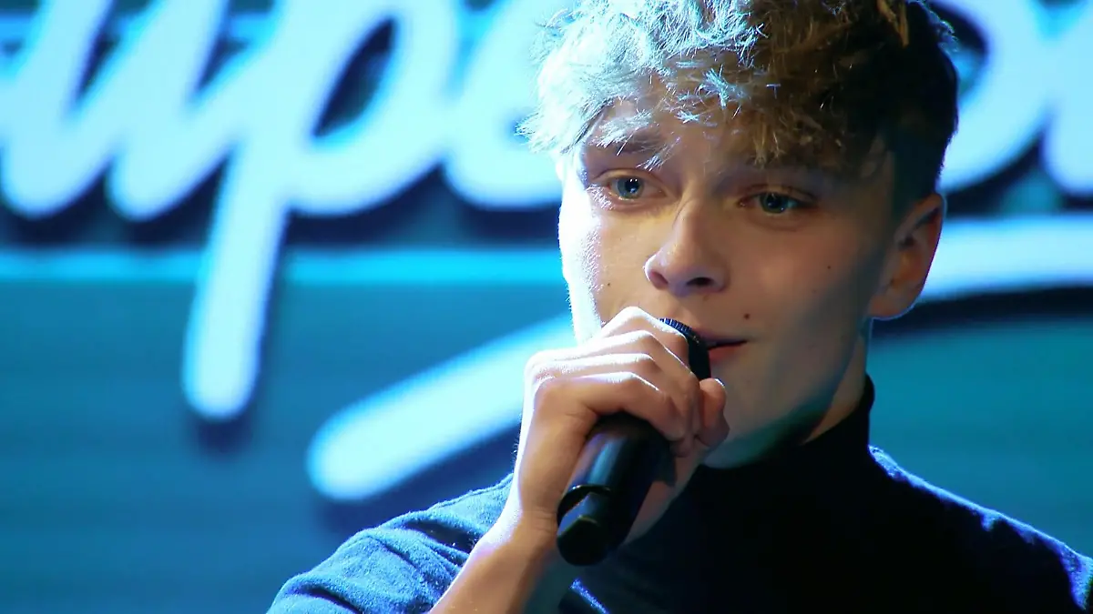 Schafft Tyrell es, „Gewinner“ gefühlvoll zu transportieren und die Jury abzuholen? Jetzt muss es sitzen