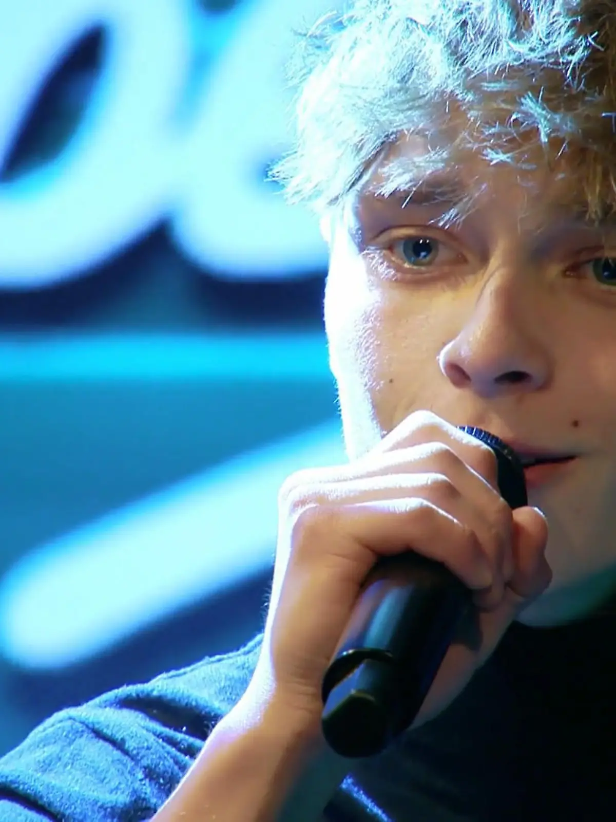 Bild zu: "Schafft Tyrell es, „Gewinner“ gefühlvoll zu transportieren und die Jury abzuholen?"