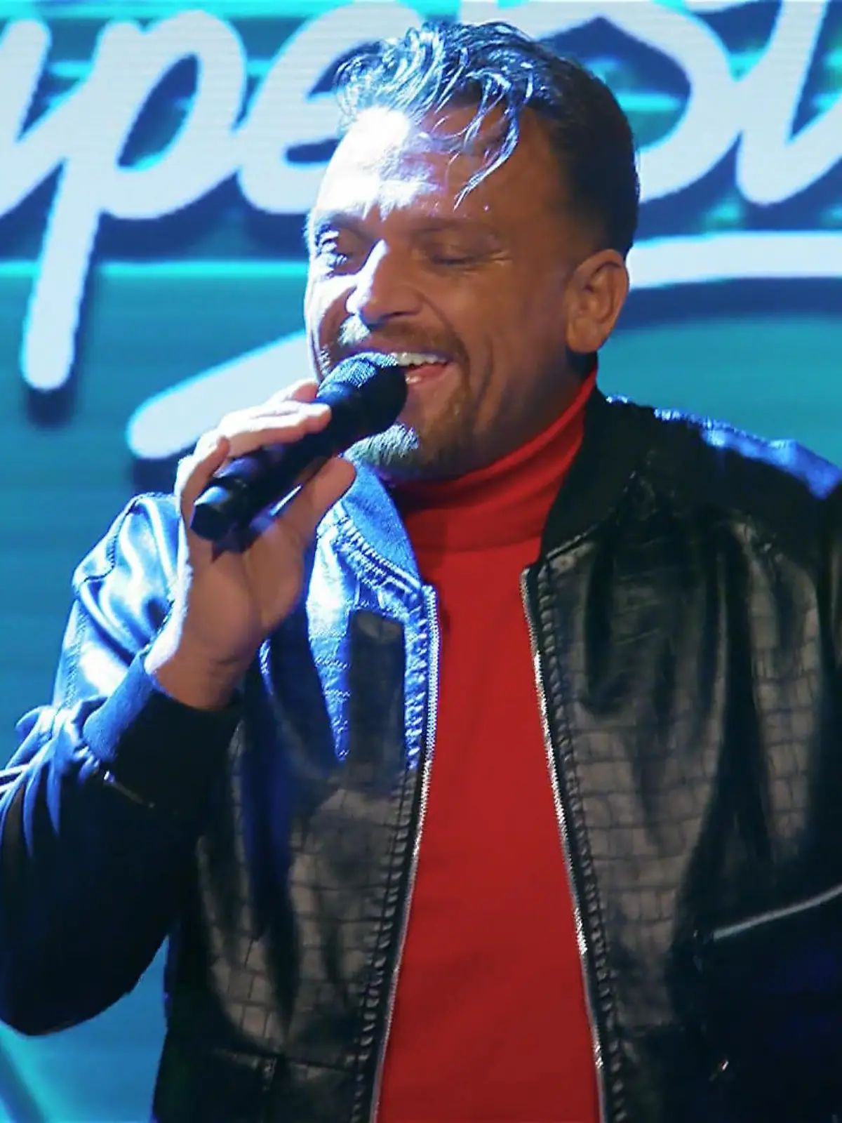 Bild zu: "Kann Menowin die Jury ein weiteres Mal von sich überzeugen?"