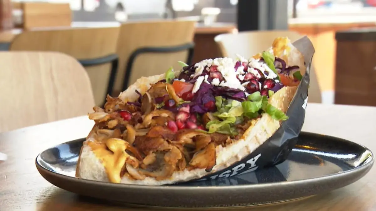 Döner-Duell: Bielefelder „Krispy Kebab“ kämpft gegen Fastfood-Kette KFC KFC klaut „Krispy Kebab“