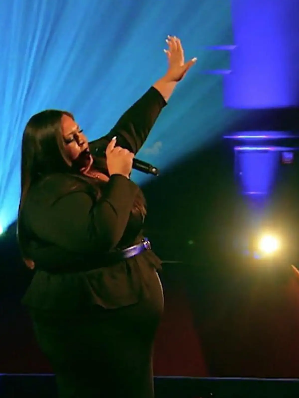 Bild zu: "DSDS-Sweetheart Kadischa begeistert im Recall mit ihrer starken Stimme"