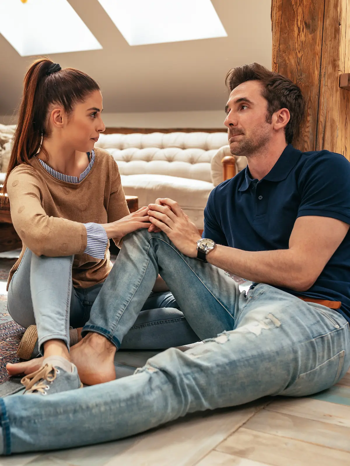 Paar spricht über seine Beziehung