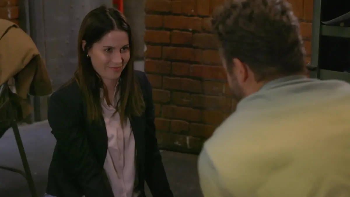 Sina macht Bambi einen Heiratsantrag „Unter uns“-Folge vom 16.07.2021