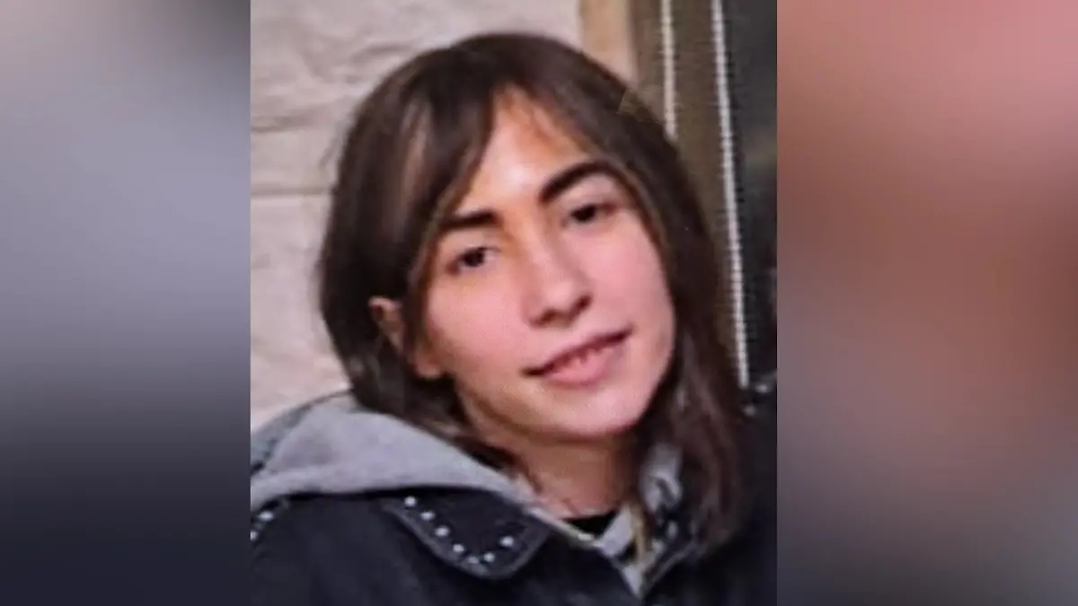 Elena spricht nur Spanisch, kein Deutsch. 