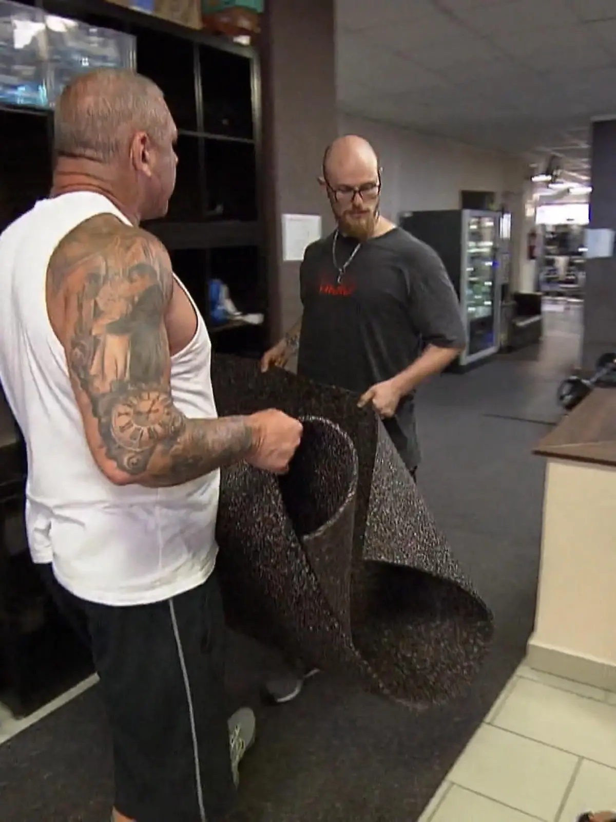 Bild zu: "Neuer Boden, neue Hoffnung – rettet Andreas jetzt sein Gym?"