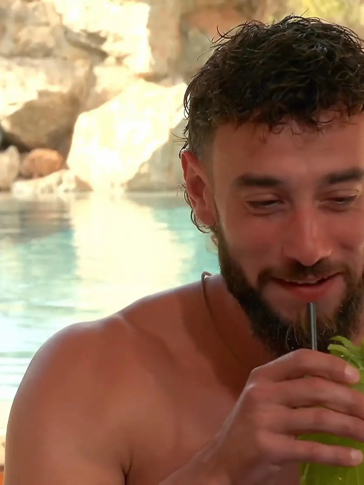 Bild zu: "Phillip will Beziehung – aber wie tief sitzt Tamara schon in seinem Kopf?"