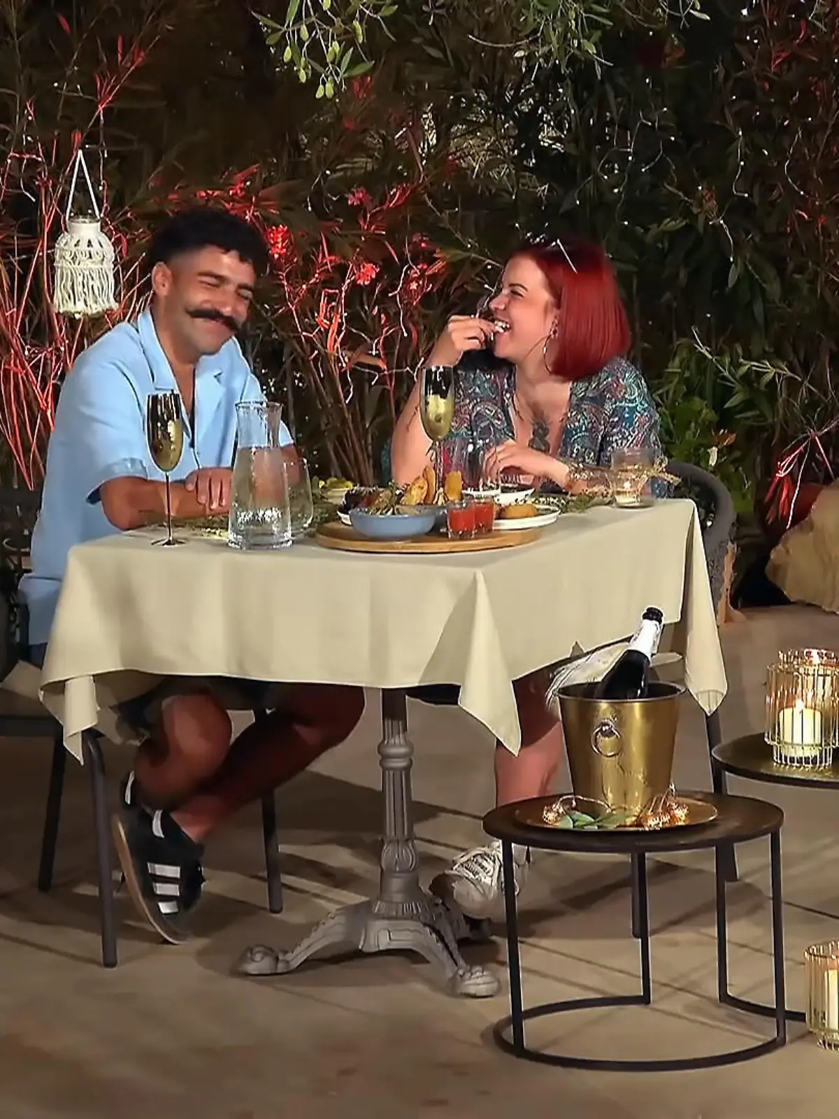 Bild zu: "Drittes Date, großes Knistern – wird es für Yoel und Denise jetzt richtig ernst?"